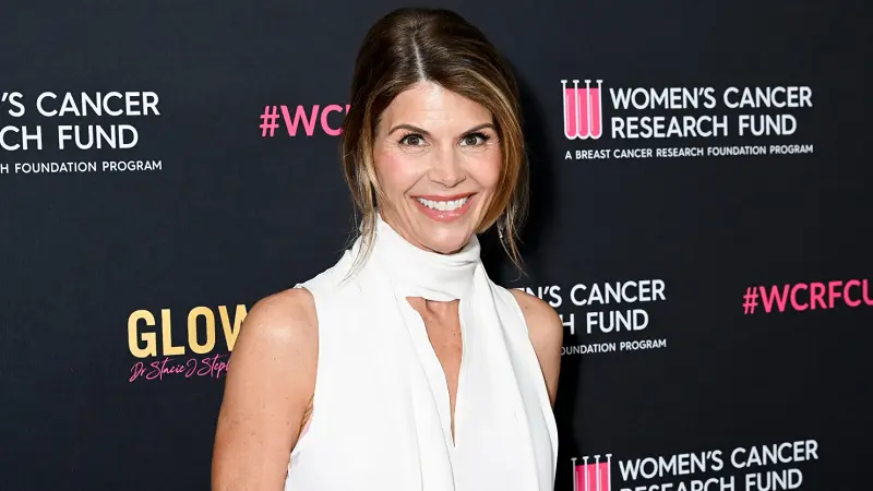 Lori Loughlin Net Worth